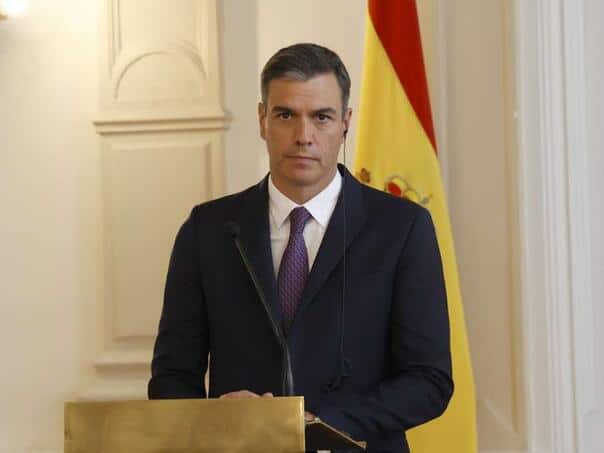 The plane with Spanish Prime Minister Sanchez made an emergency landing in Ankara