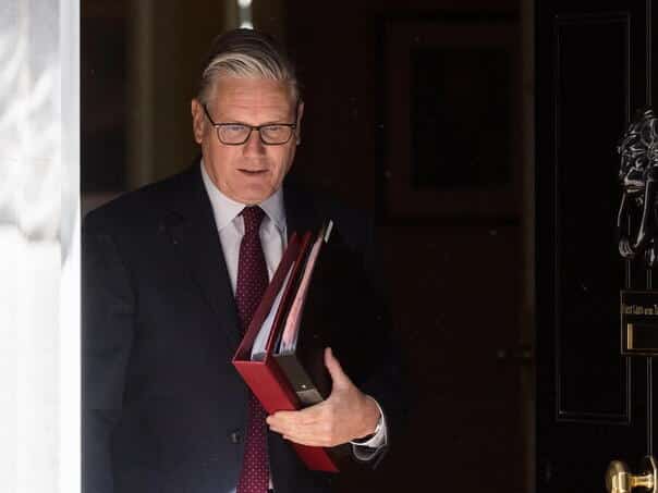 British media: Starmer resigns