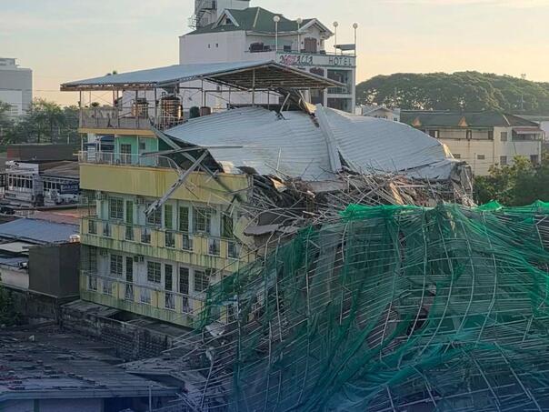 Philippines: Building collapses, dozens of people trapped