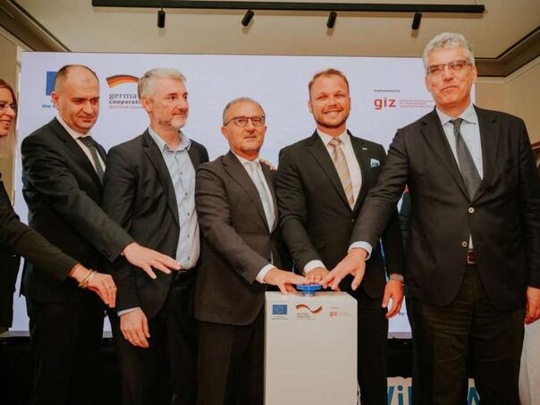 Citizens of BiH get free internet in squares, parks and schools