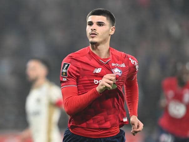 Could have played for Italy and Spain, and chose the third national team
