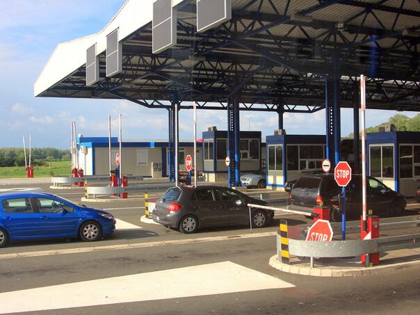 No longer delays at border crossings