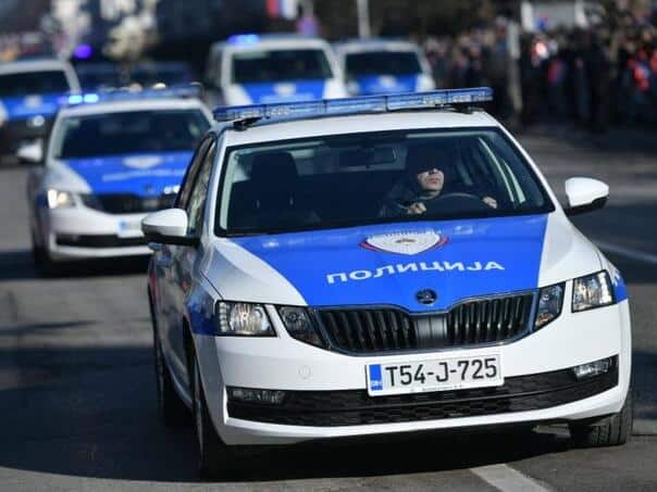 A drunk driver crashed into the building of the Ministry of Internal Affairs of the RS with a BMW