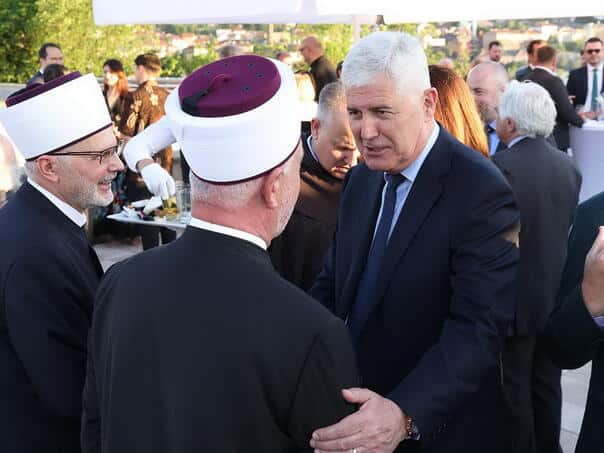 Look who all came to the reception at Reis Kavazović’s