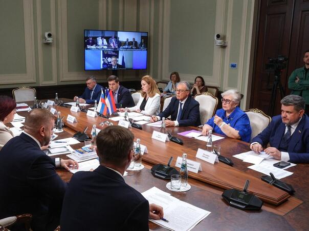 MPs from the RS at a meeting with genocide deniers and sanctioned Russians