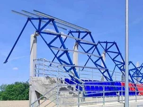 The roof of the football stadium in BiH collapsed