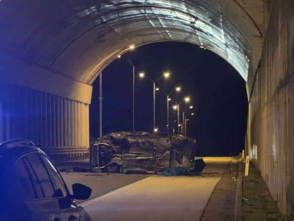 Terrible accident on the highway near Prnjavor: The driver lay motionless on the road