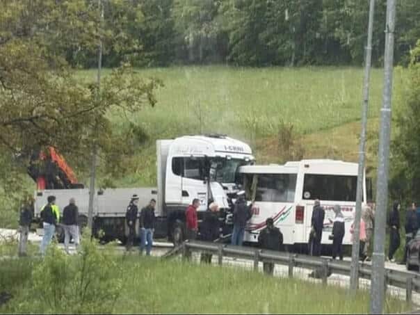 Serious accident near Mrkonjić Grad, one person killed
