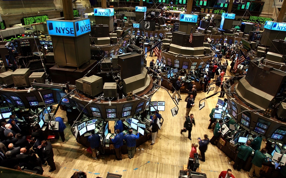 S&P 500 falls from record highs