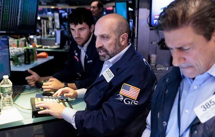 S&P 500 and Nasdaq hit new highs
