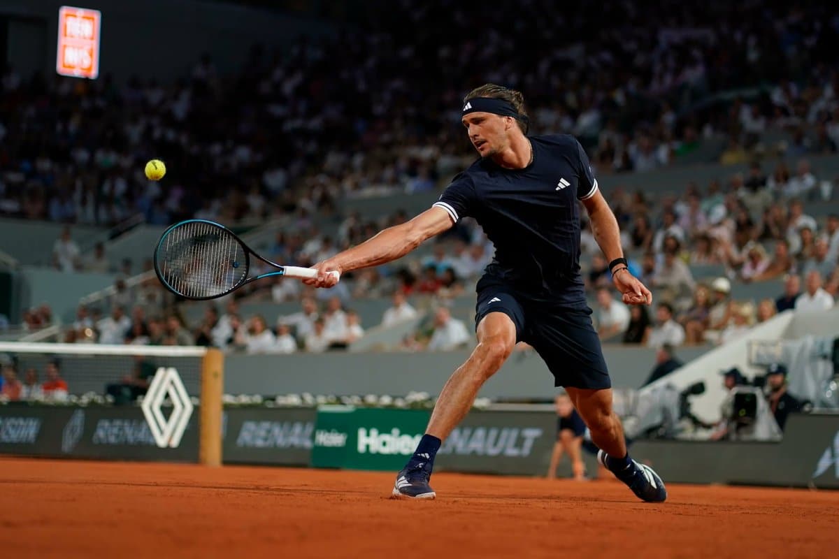 Djokovic is out, Zverev is moving on: In Paris, the way is opening for a new champion