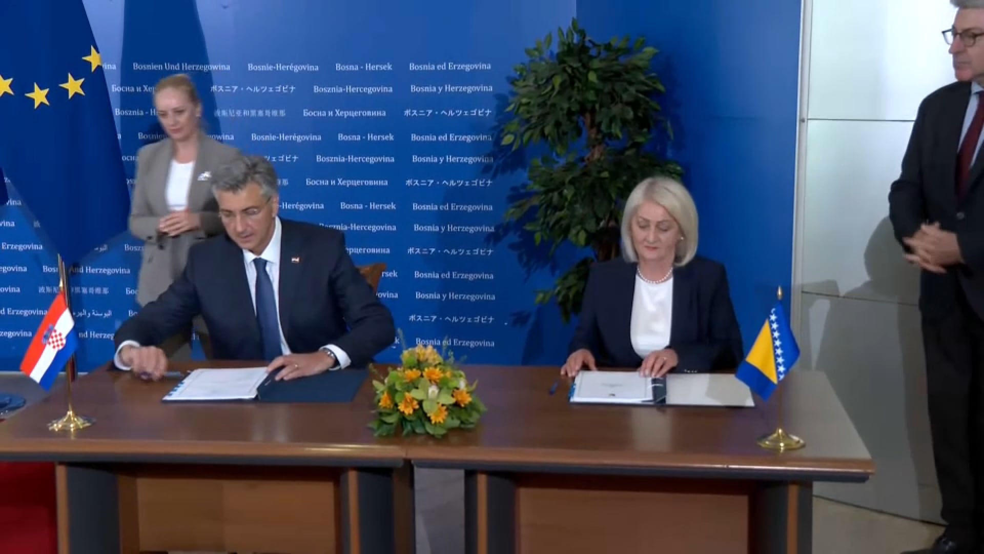 Krišto and Plenković signed the Agreement on border crossings: Trafficking of people and goods will take on a new dimension