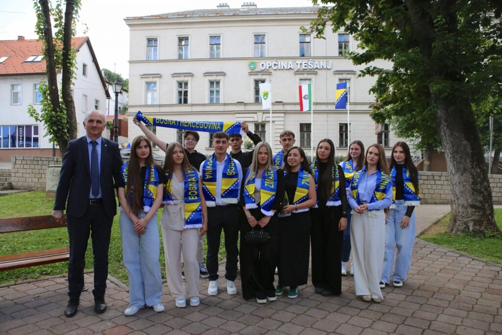 students of the Tešanj generation