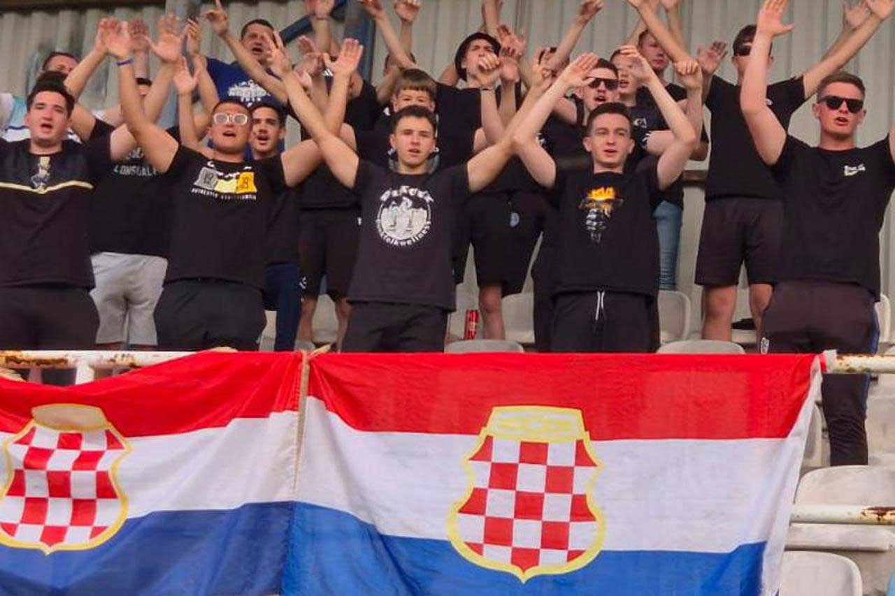 The fans of NK Žepča sent a message from the stadium: “Either they will win, or we won’t be there.”