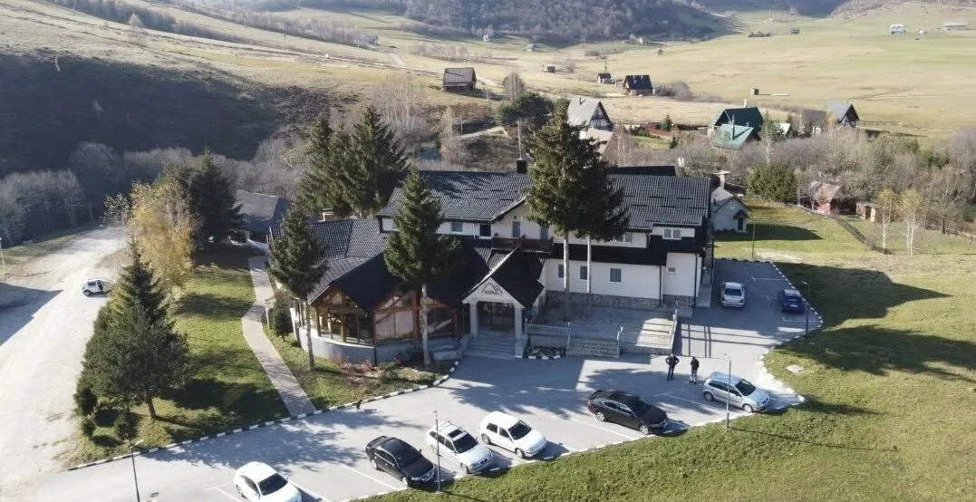 PUBLIC CALL: Take advantage of the business opportunity in the heart of Rostovo Ski Center – Rent a space for the sale of drinks