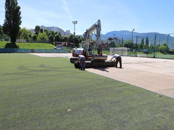 Better conditions for young athletes: The auxiliary field of the stadium in Koševo is being renovated