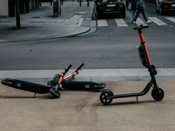 Children are massively injured on scooters, the police are tortured