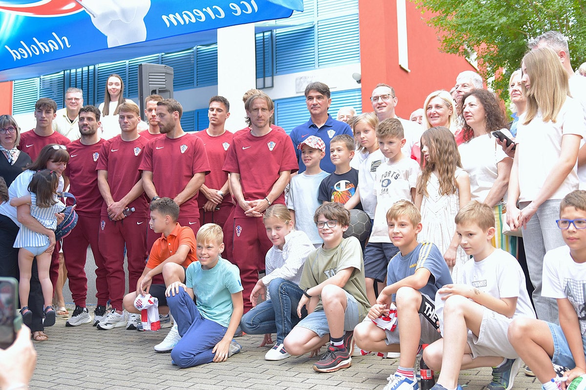 Modest and without announcement: Croatian national team members participated in mass near Opatija