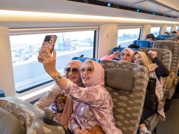 Indonesia accelerates rail expansion to cut logistics costs