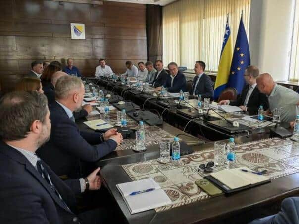 Nikšić and Lakić with representatives of Elektoprivreda, mines and unions on coal production