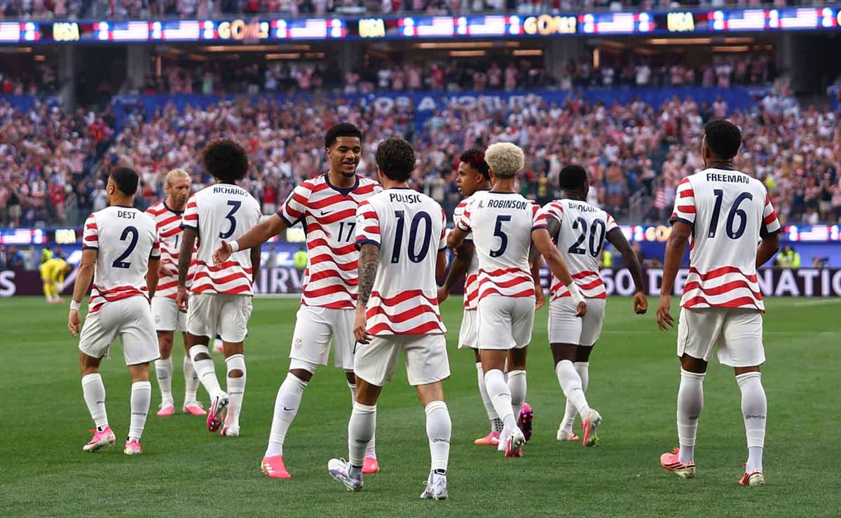 The USA outclassed Paraguay at the opening of the World Cup and made history