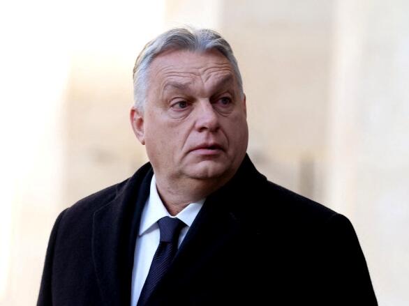 Orban is banned for life under the new Hungarian constitution