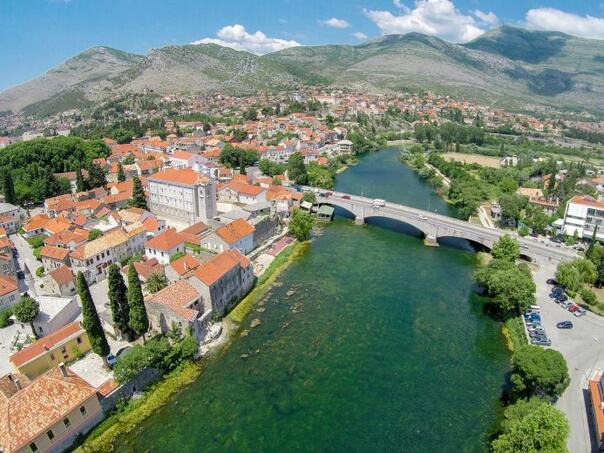 Confirmed indictment against several people from Trebinje for brutally beating a fellow citizen