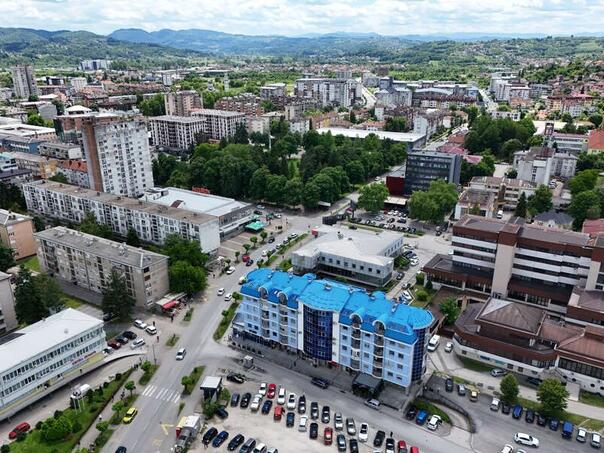Suicide prevented in Doboj: A man tried to jump from the air conditioner