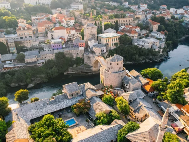 A teenager died in a hospital in Mostar after falling from a scooter