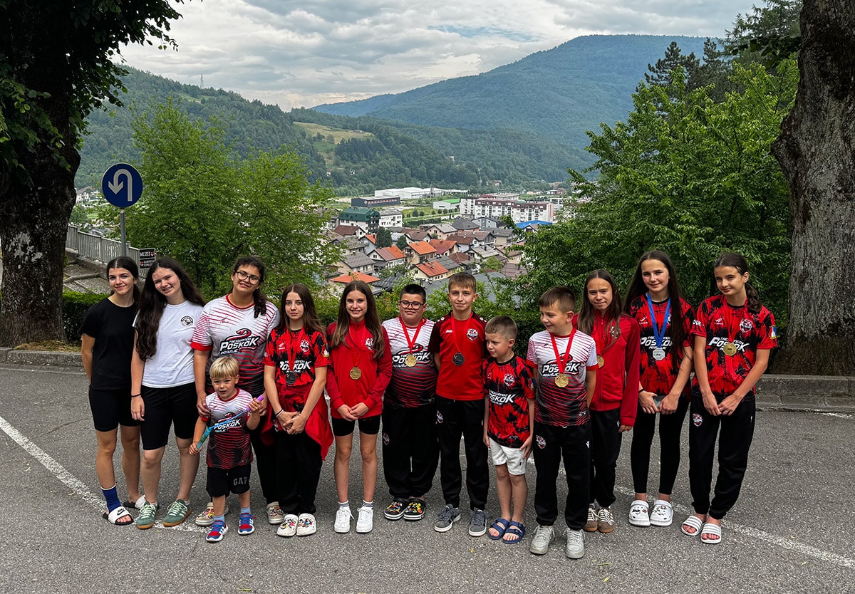 TKD Poskok excelled in Fojnica: 13 competitors won 13 medals and team cups