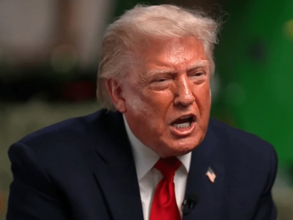 Trump left the interview: told the reporter that he "corrupt or stupid"