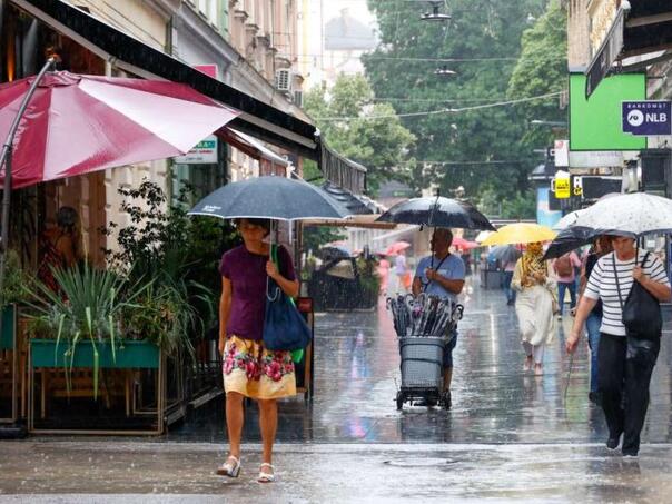 Sunny in the first half of the day, umbrellas will be needed in the evening