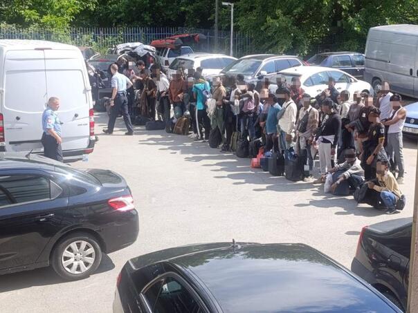 A man from Kladu was arrested, smuggling 51 foreigners