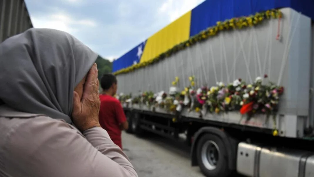 Today, the funeral of the remains of 10 victims of the genocide in Srebrenica on the way to Potočari