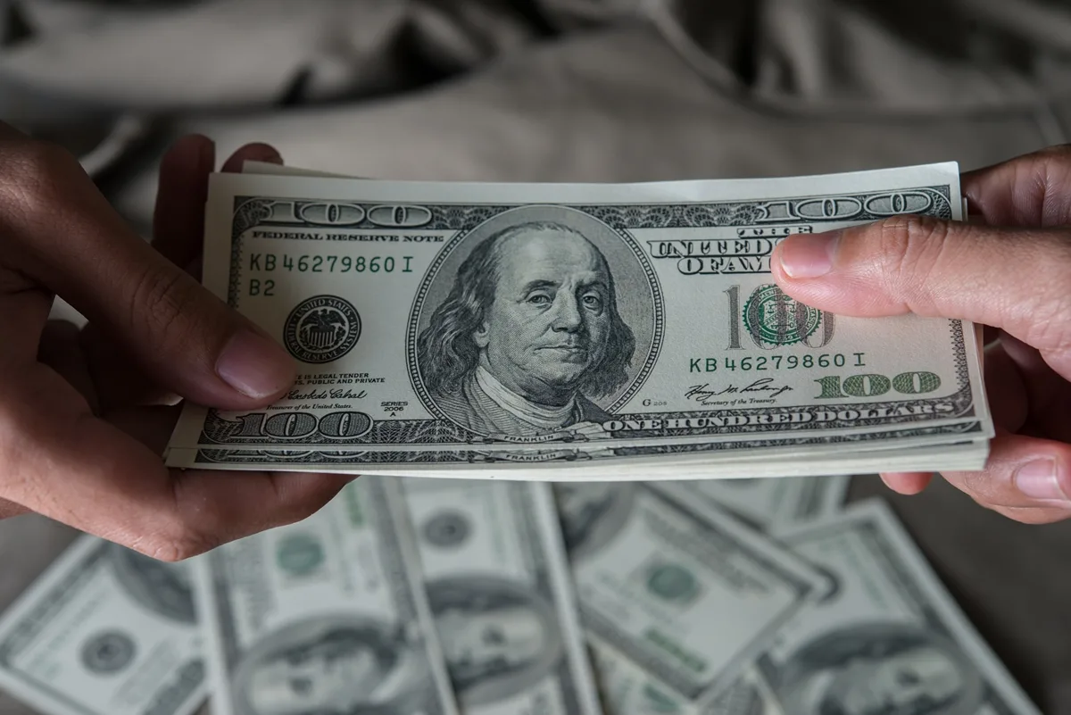 The US restarted the delivery of dollars to Iraq after a months-long break