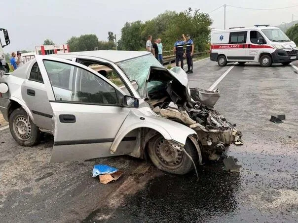 In 24 hours on the roads of TK 12 traffic accidents: One person died, six were injured