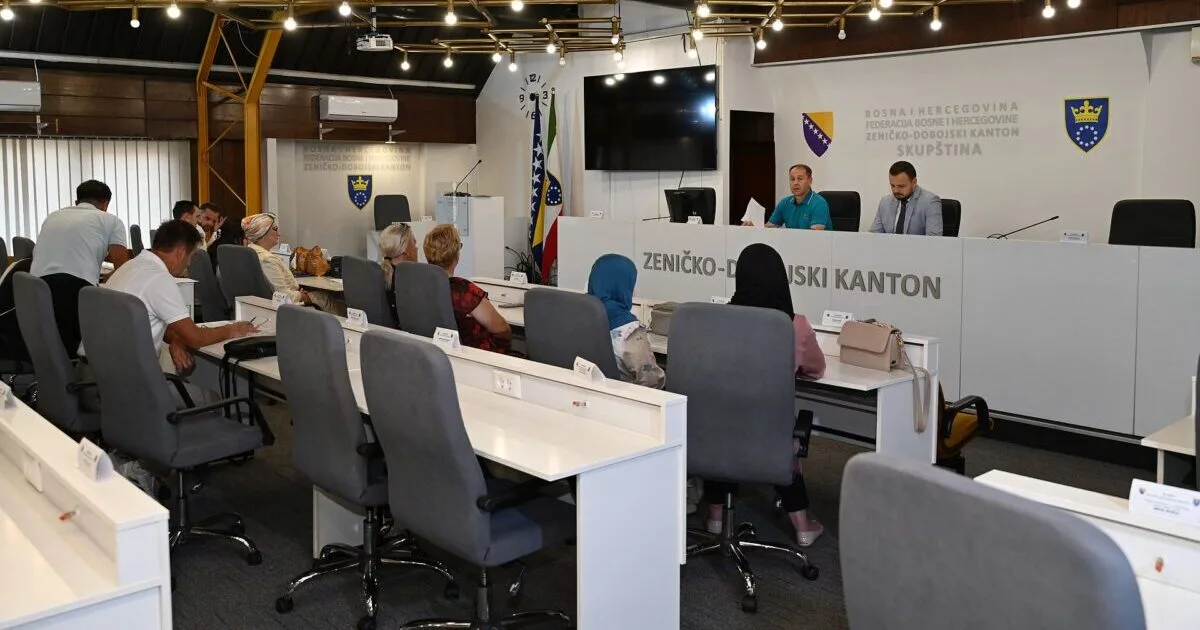 Signed contracts on financial support to non-governmental organizations in the field of social protection and representative organizations of persons with disabilities and civilian victims of war from ZDK